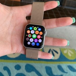 Apple Watch Series 4
